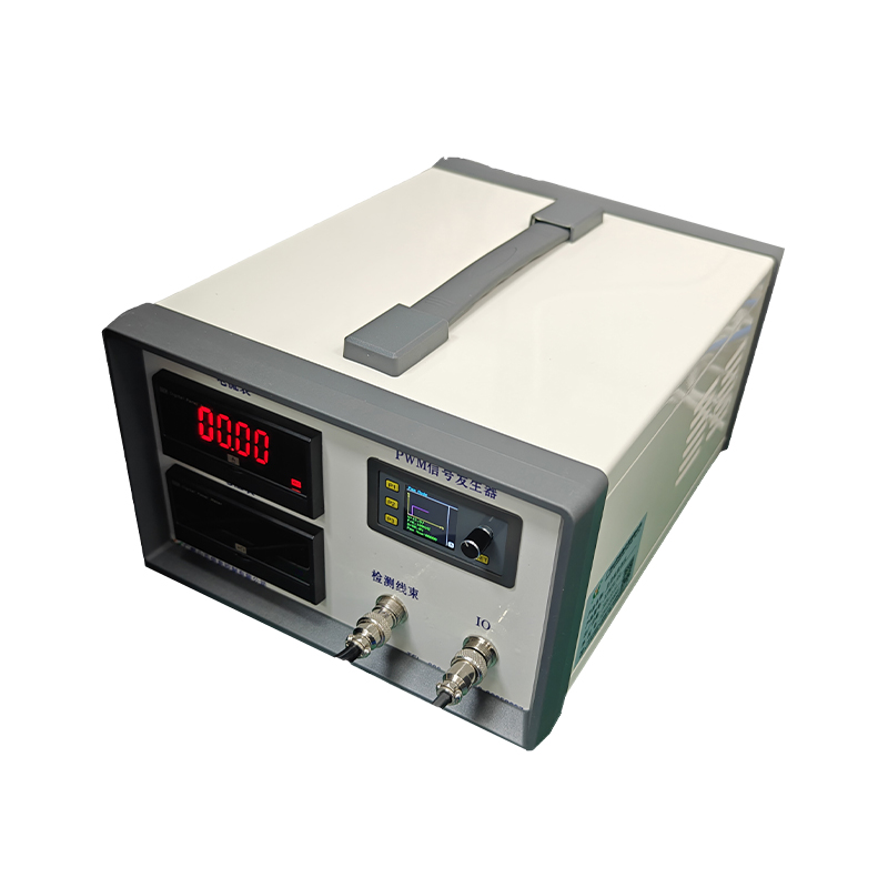 How does the fan online detector achieve accurate measurement of dual-channel PWM signals?